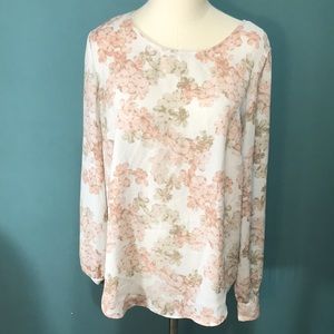 Rose & Olive Peekaboo Open Back Floral Blouse L